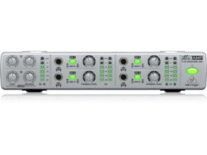 Behringer AMP800