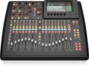 Behringer X32 COMPACT
