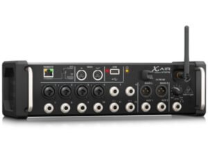 Behringer XR12